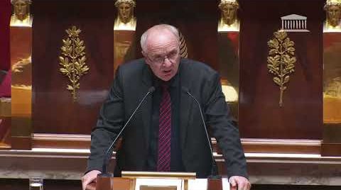 Motion de censure : "Forts avec les faibles, faibles avec les forts, telle est votre doctrine !"