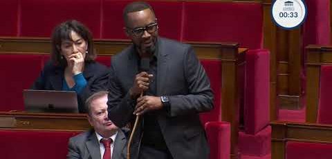 Davy Rimane interpelle le ministre de l'Education sur des faits de racisme dans le cadre scolaire