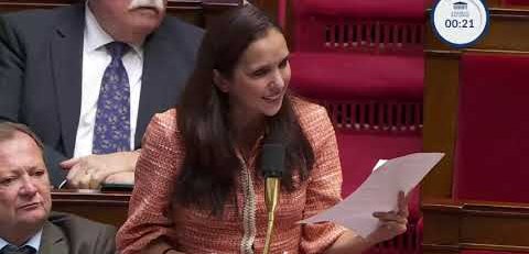 Colère de Karine Lebon après les annonces du gvt au sujet des jours de carences des fonctionnaires.