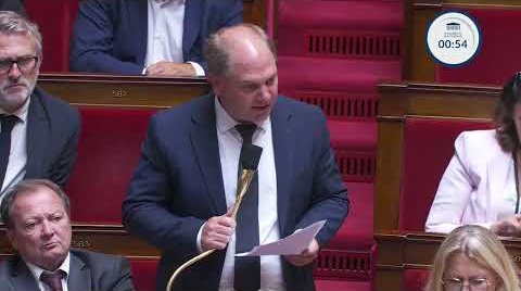Michelin: "Les licenciements ne sont pas liés au coût du travail mais à la rémunération du capital."