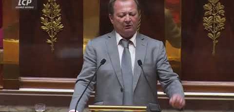 Colère de Stephane Peu après les accusations portées par FrançoisBayrou àl'encontre de la gauche