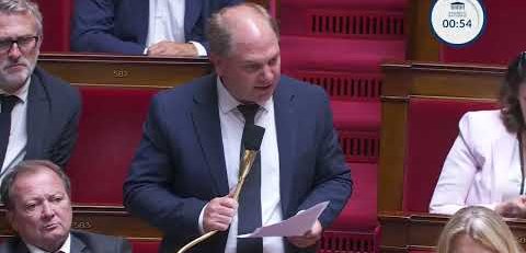 Michelin: "Les licenciements ne sont pas liés au coût du travail mais à la rémunération du capital."